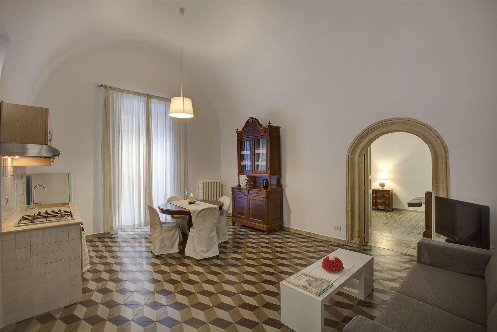 Bed and Breakfast Nonna Jole Лечче Экстерьер фото